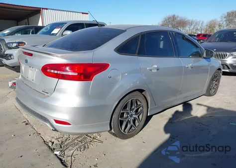 2016 Ford Focus Se z USA, uszkodzony, nr VIN 1FADP3F2XGL262548
